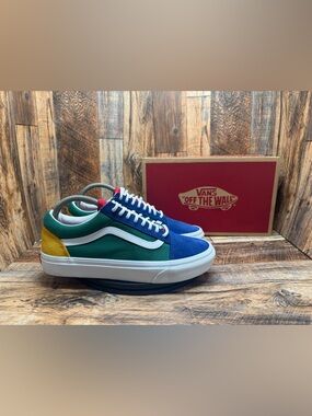 LIKE NEW Vans Old Skool Yacht Club Unisex US Women’s 9 Men’s 7.5